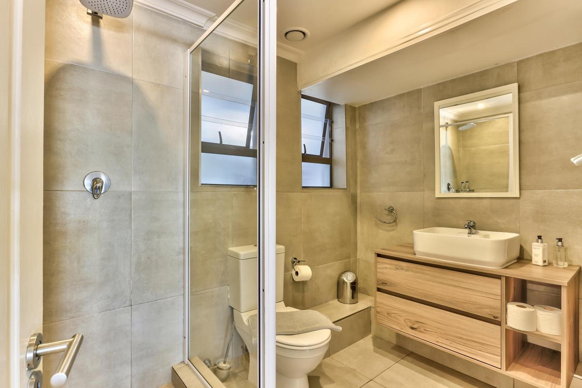 Firmont On Main Apartment Кейптаун Екстериор снимка